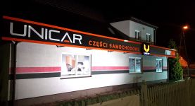 Unicar - sklep nocą